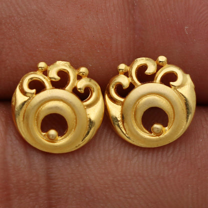 22 karat seal eye-catching gold 1.1 cm stud earring for daughter in law first communion gift jewelry