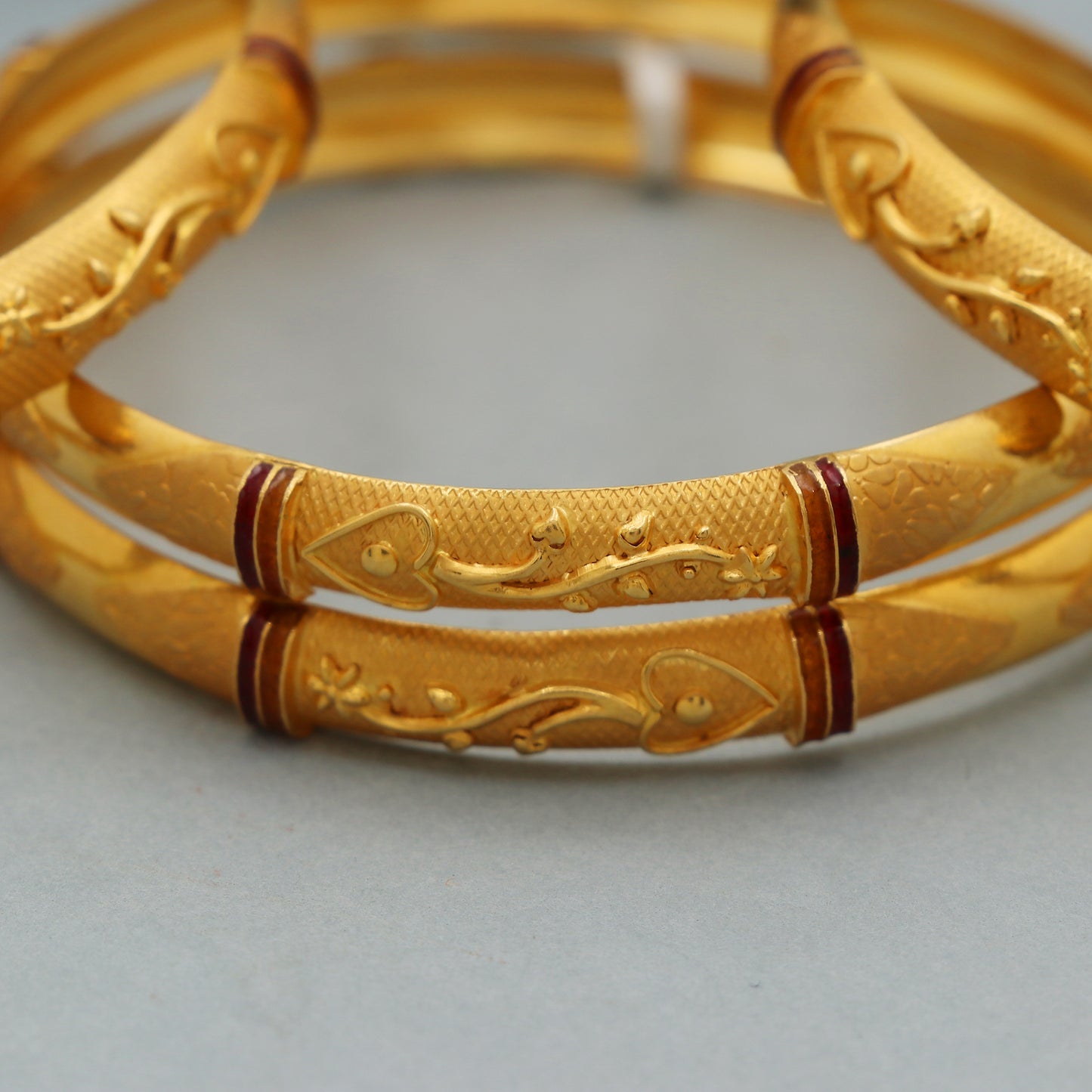 Brazalete de oro macizo de 22 quilates de 6,1 cm para regalo de inauguración de la casa de mujer 