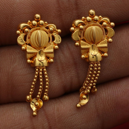 best selling 22 karat higher gold ethnic jewels bali earrings for grand aunt