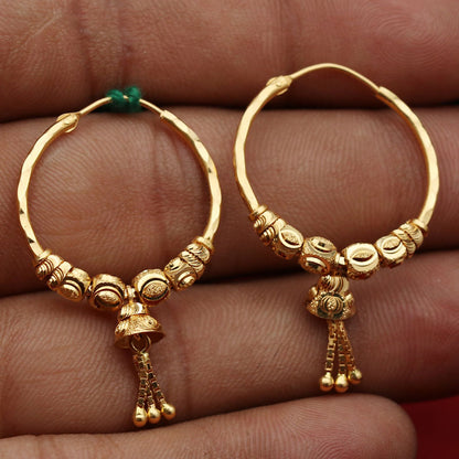 Pendientes tipo ear cuff con joyas cruzadas en oro de primera clase bis 916 para medias tías